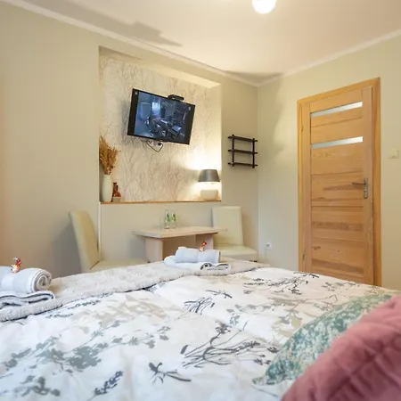 Tanie Standard Basic W Szklarskiej Porebie Quarto em Acomodações Particulares *
